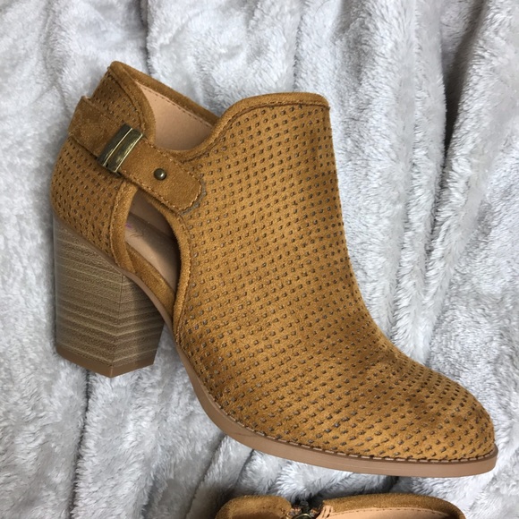Delicious Tan Perforated Ankle Booties - Picture 4 of 6